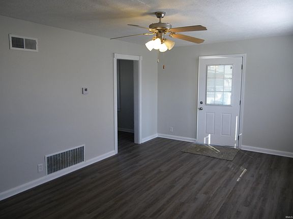 4th image of 1120 Saint George Rd