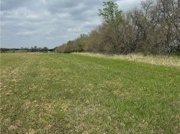 4164 K Hwy #68, Ottawa, KS 66067