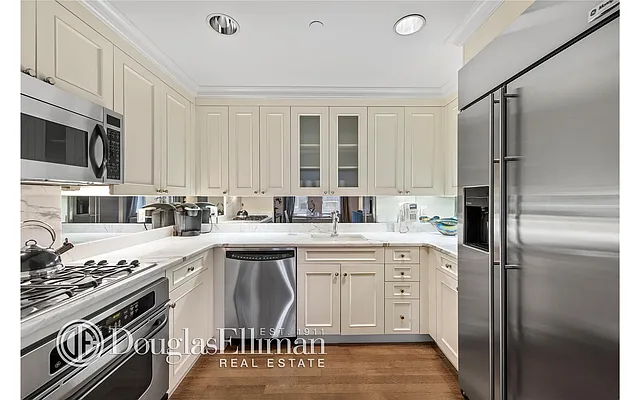 Rented by Douglas Elliman | media 3