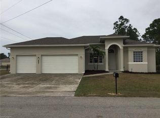 881 Sunrise Blvd, Lehigh Acres, FL 33974