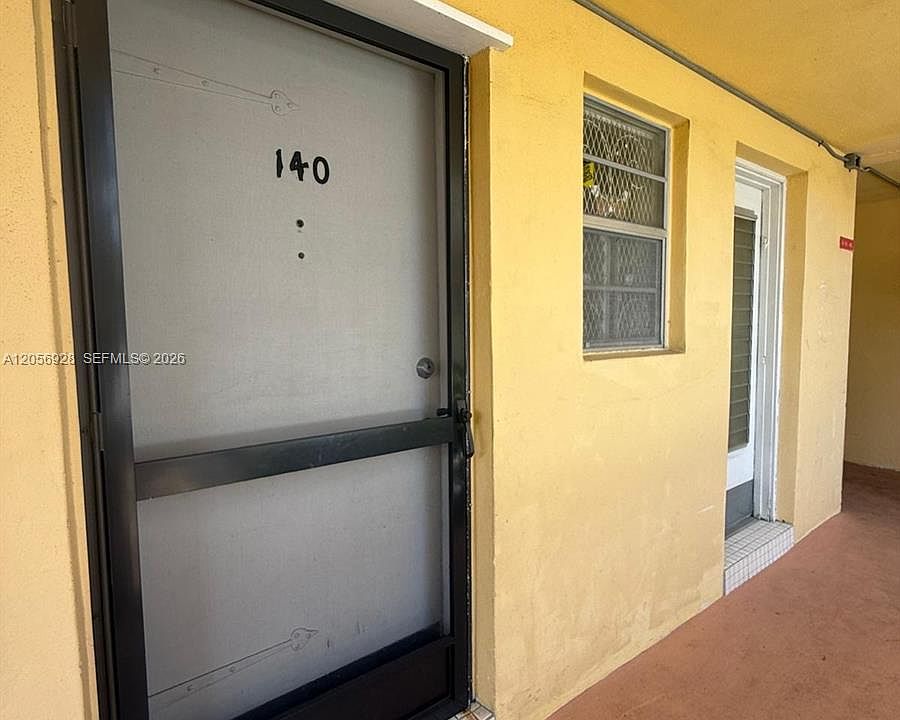 1st image of 1540 NE 191st St APT 140