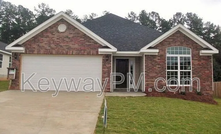 450 Lory Ln — Photo 1