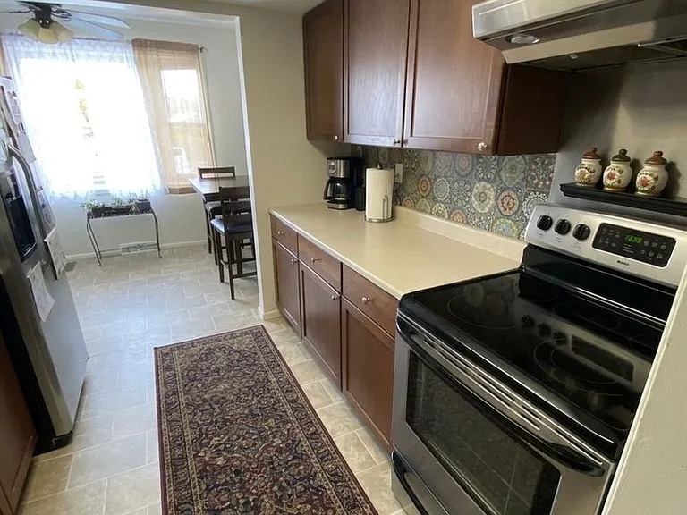7520 Buttercup Rd — Photo 3