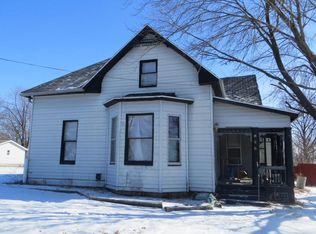 820 N Calhoun St, Mexico, MO 65265