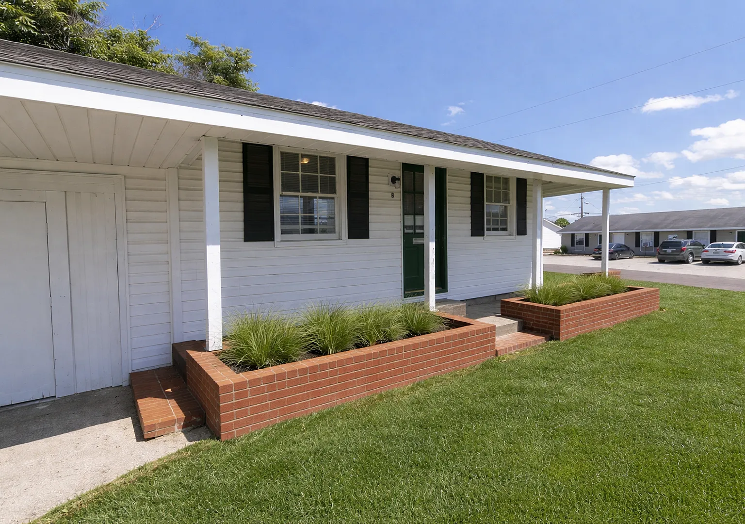 Rural Studio Apartment - Utilities Included — Photo 1