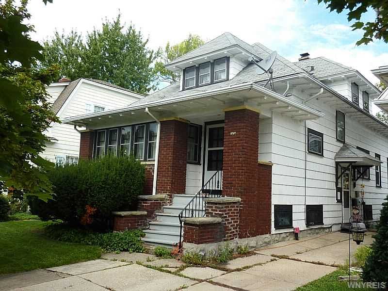 1st image of 33 Colton Dr