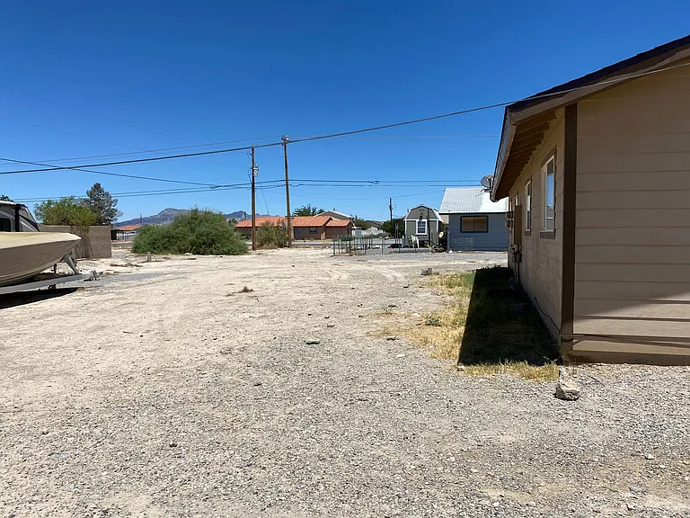 1920 Galaxy St — Photo 18