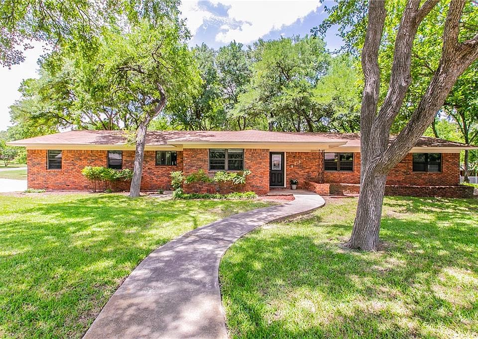 1st image of 8701 Whippoorwill Dr