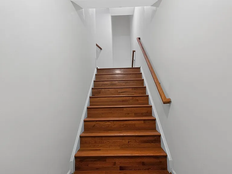 2347 Battery Hill Cir — Photo 3