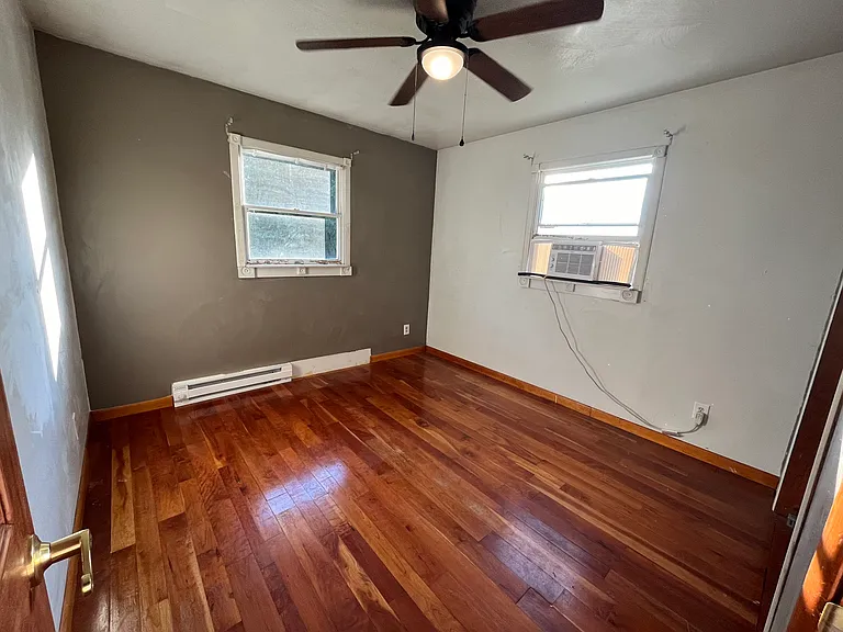 33 Bear Ridge Ln — Photo 9