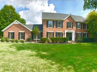 10 Country Club Dr, Hurricane, WV 25526