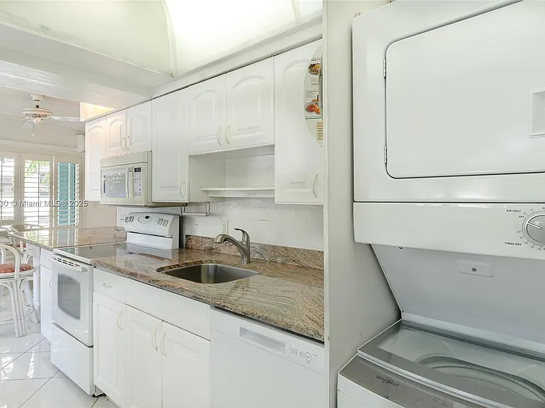 1470 S Ocean Blvd #702 — Photo 6