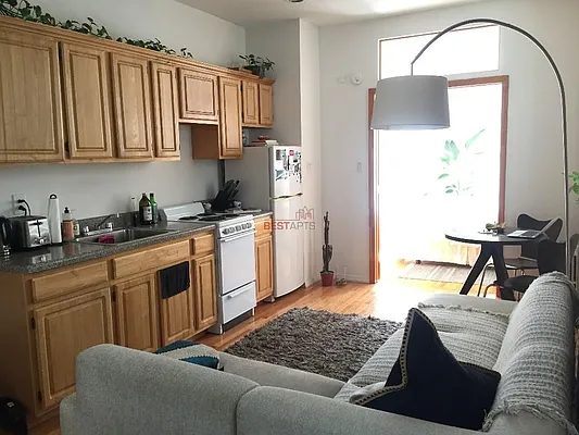 Rented by Best Apartments North Inc | media 19