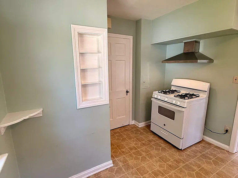 3351 Meadowbrook Blvd — Photo 8