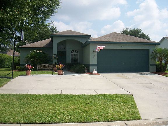 Front view w/ Extra parking pad