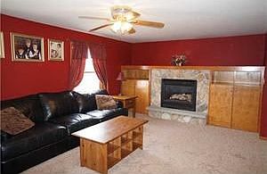 4th image of 65 Brenton Ave