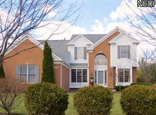 3231 Darien Ln, Twinsburg, OH 44087