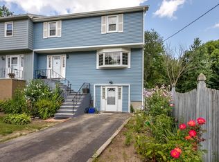 31 Pearl St, Randolph, MA 02368