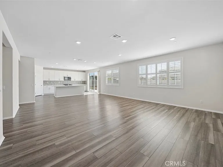 32839 Waylon Ct — Photo 7