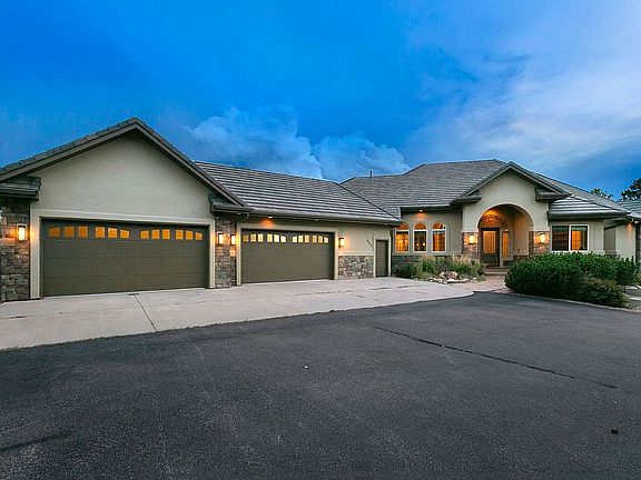 4th image of 4455 Foxchase Way