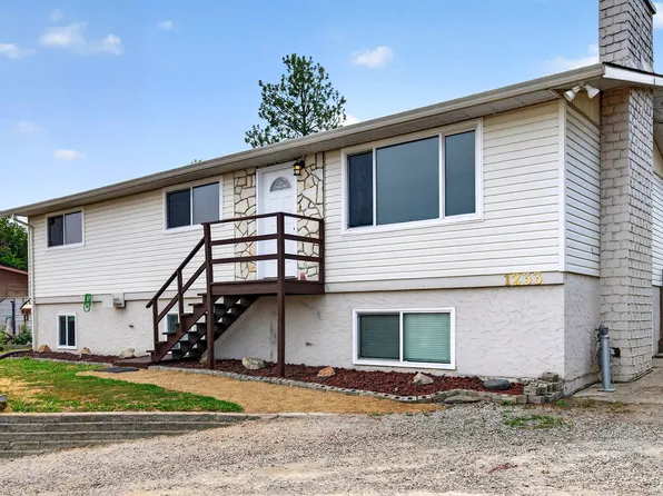 1233 Foxwood Ln, Kamloops, BC V2C 5E4