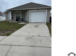 5204 Roble Grove Ct, Tampa, FL 33617