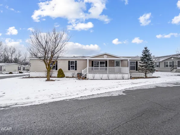 587 Waterview Cir, Lima, OH 45804