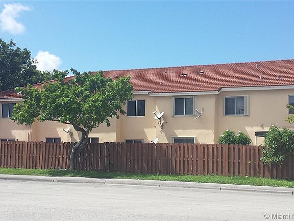 2nd image of 7015 NW 173rd Dr