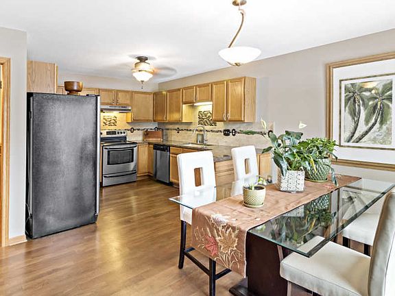 3rd image of N113W16168 Sylvan Cir Unit D