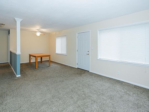 4th image of 165 Broadway Blvd