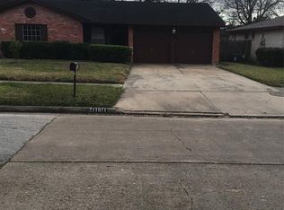 11611 Brookledge Dr, Houston, TX 77099
