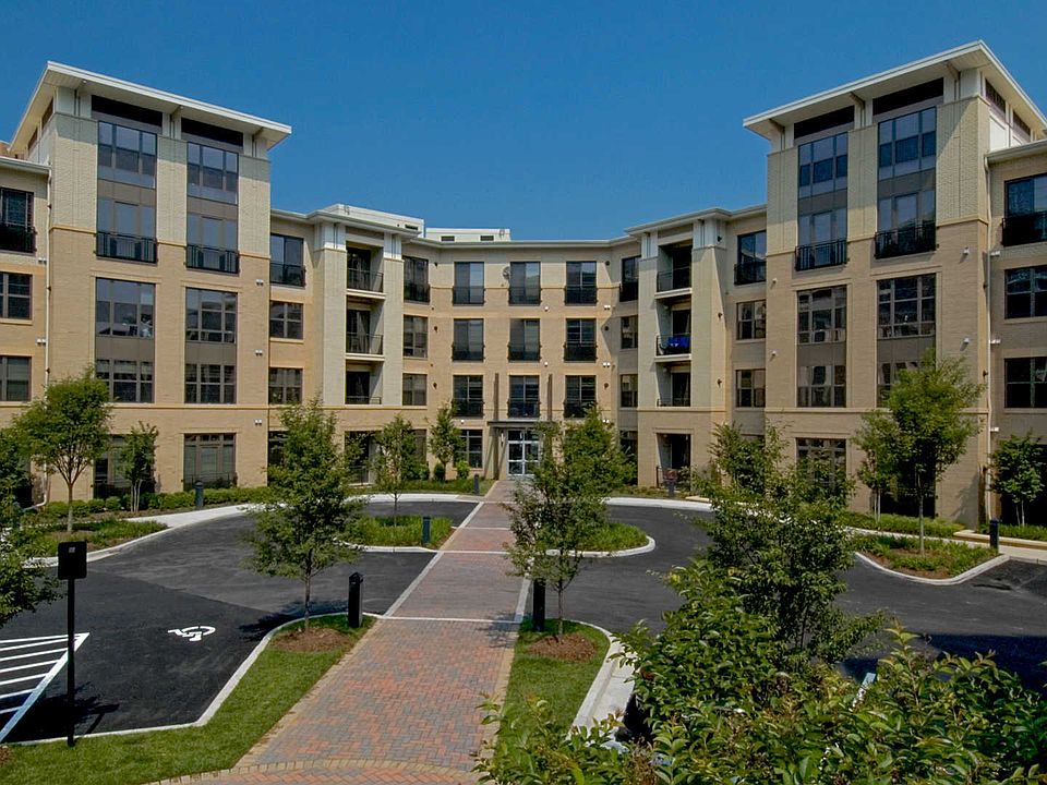 Lofts 590 - 590 15th St S Arlington VA | Zillow