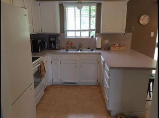 95 E Continental Dr, Farmington, UT 84025