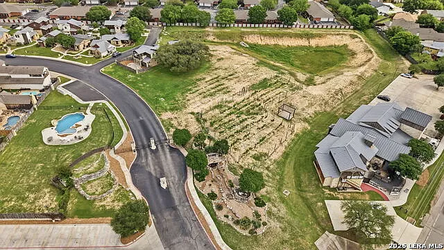 1694 Gruene Vineyard Xing — Photo 29