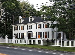 43 High St, Camden, ME 04843