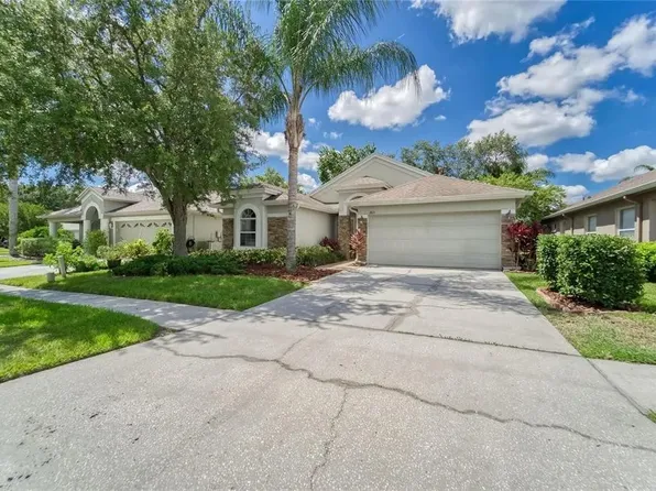 2611 Silvermoss Dr, Zephyrhills, FL 33544