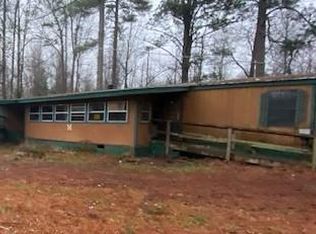 306 Amberly Dr, Hull, GA 30646