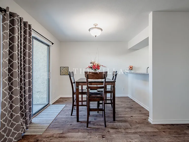 The Villas Apartments — Photo 13