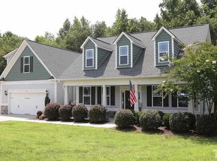 243 Saylor Ridge Ln, Willow Spring, NC 27592