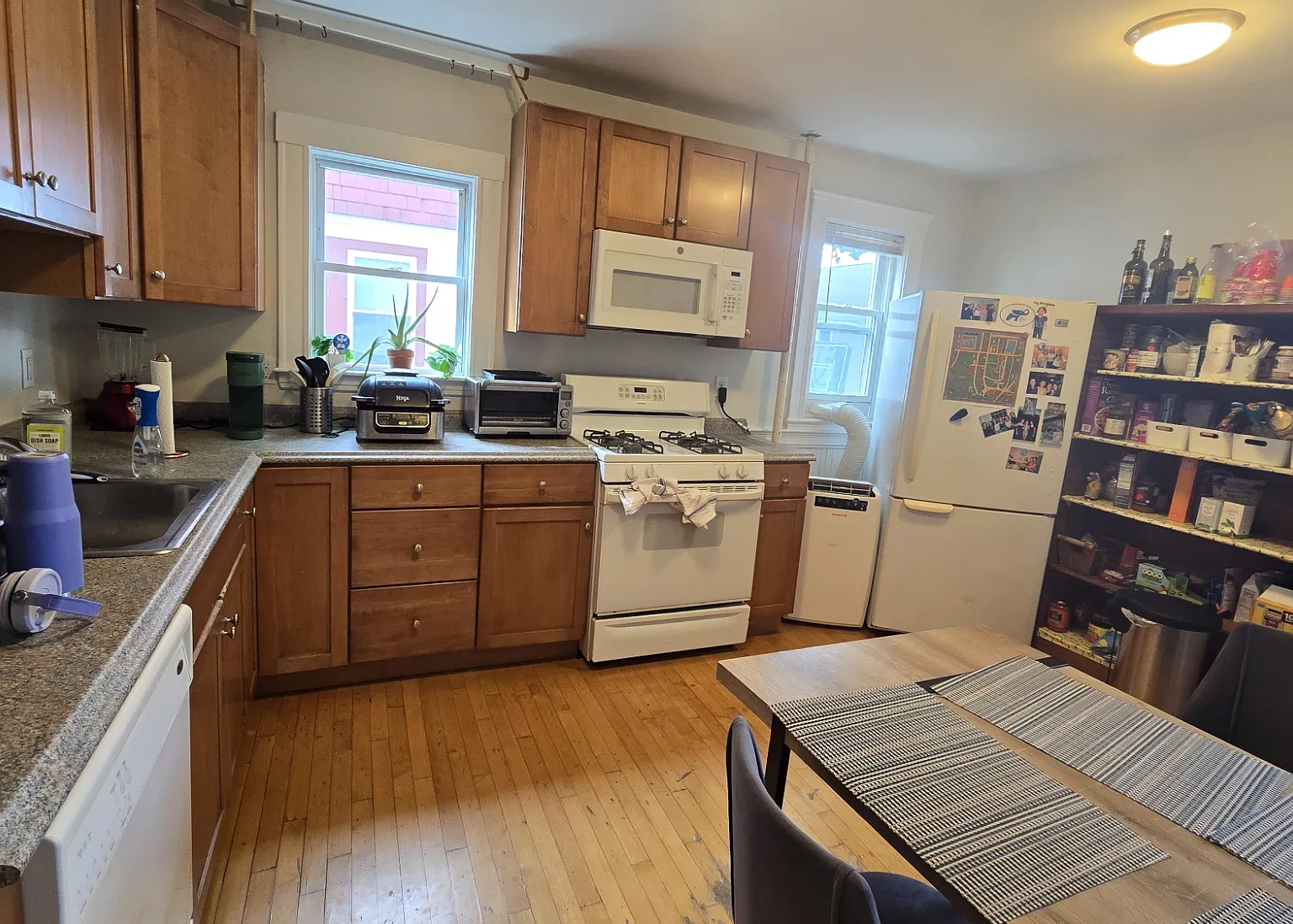 17 Edison Ave — Photo 2