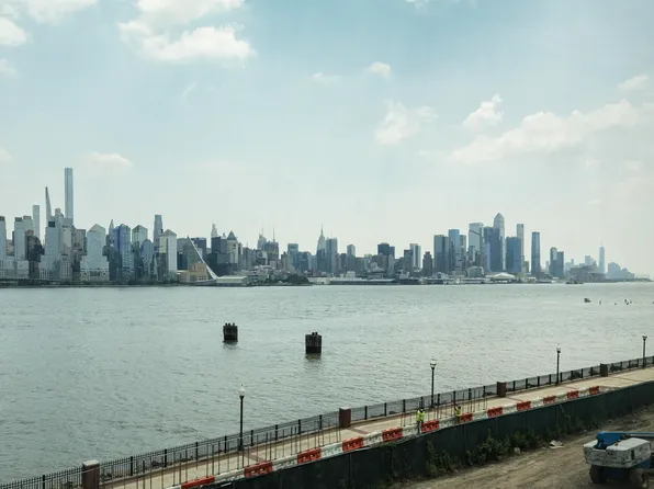 8 Avenue At Port Imperial #3M, West New York, NJ 07093