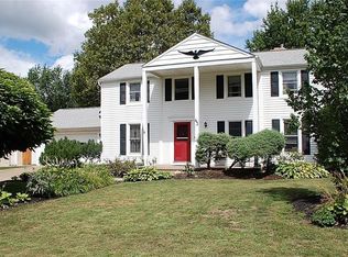 43 Dogwood Rd, Buffalo, NY 14221