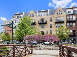 345 Front St Unit 2210, Lemont, IL 60439