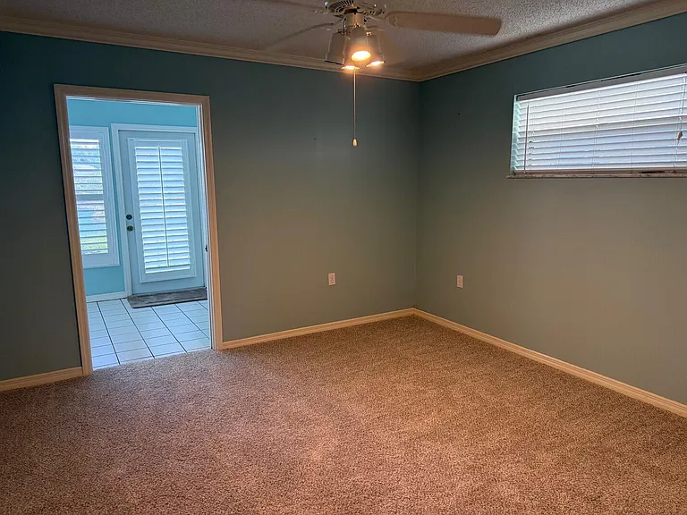 670 E Lake Jasmine Cir #106 — Photo 13
