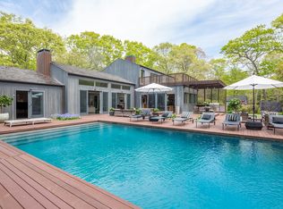 19 Beechwood Ct, East Hampton, NY 11937