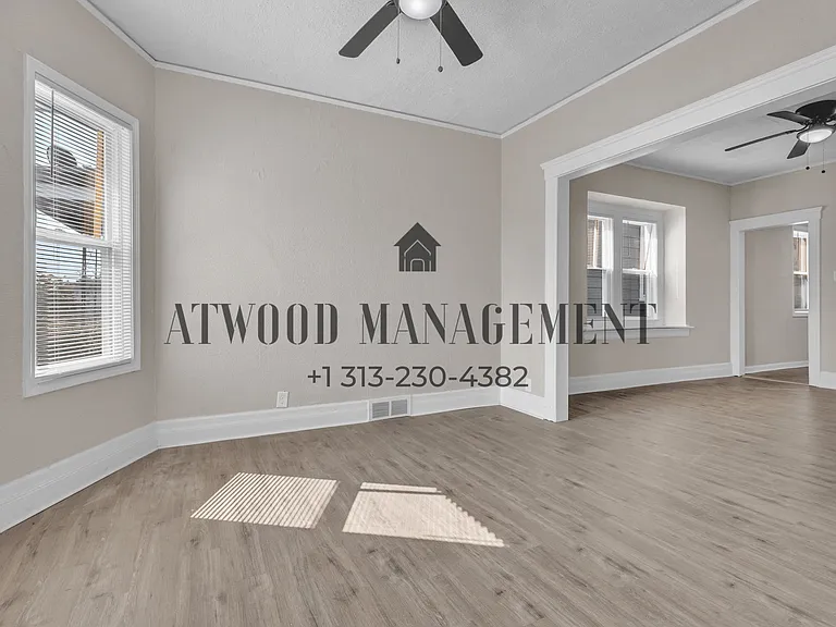 6439 Fischer Ave — Photo 7