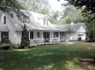 9825 Penns Hill Rd, La Plata, MD 20646