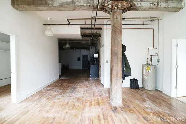 Rented by City Connections Realty | media 9