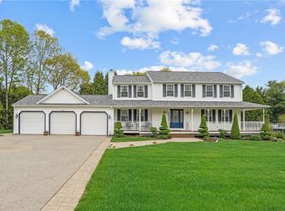 14 Ginger Trl, Coventry, RI 02816