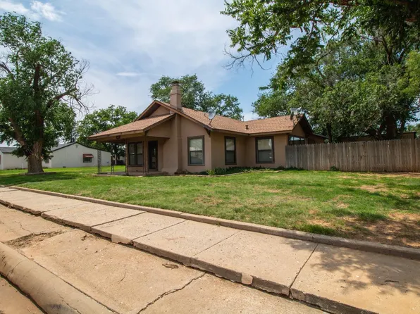 410 Main St, Sudan, TX 79371